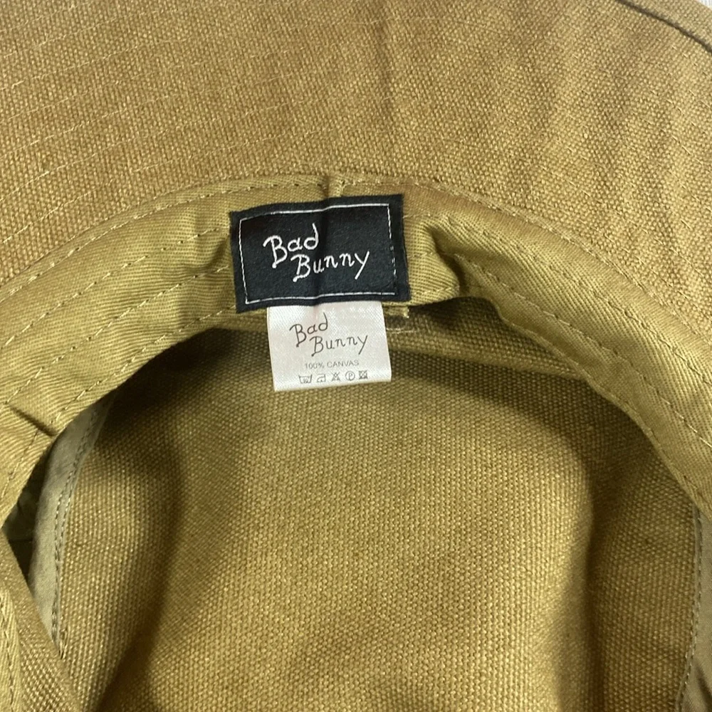 Bad Bunny bucket hat - Picture 5 of 6